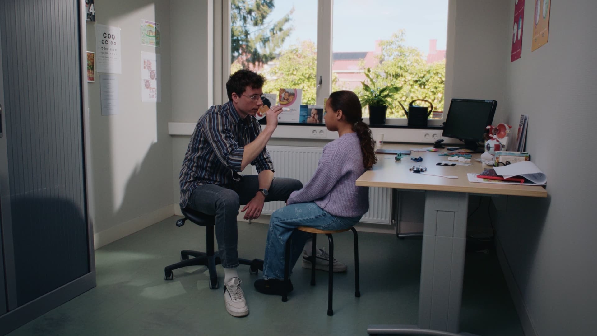 Oogtest in de Brillenbus